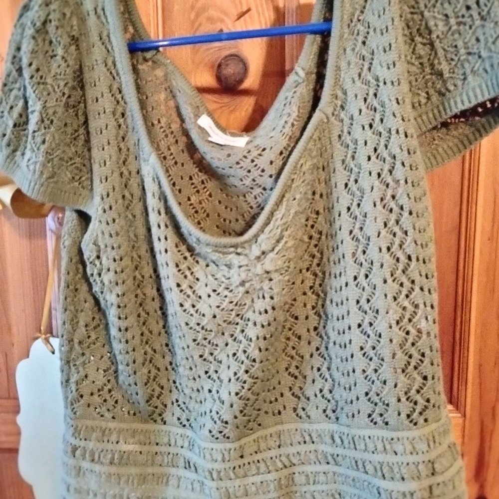 New knit cable crop top sweater